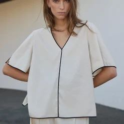 Trida top, light-sand