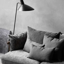 Tripod HM8 gulvlampe, sort