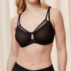 Triumph Signature Sheer W01 EX, black
