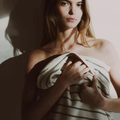 Una håndklæde, navy rain