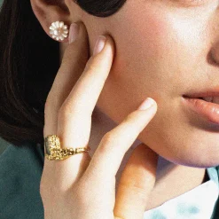 VENUS DAYDREAM DOT ØRERINGE, forgyldt