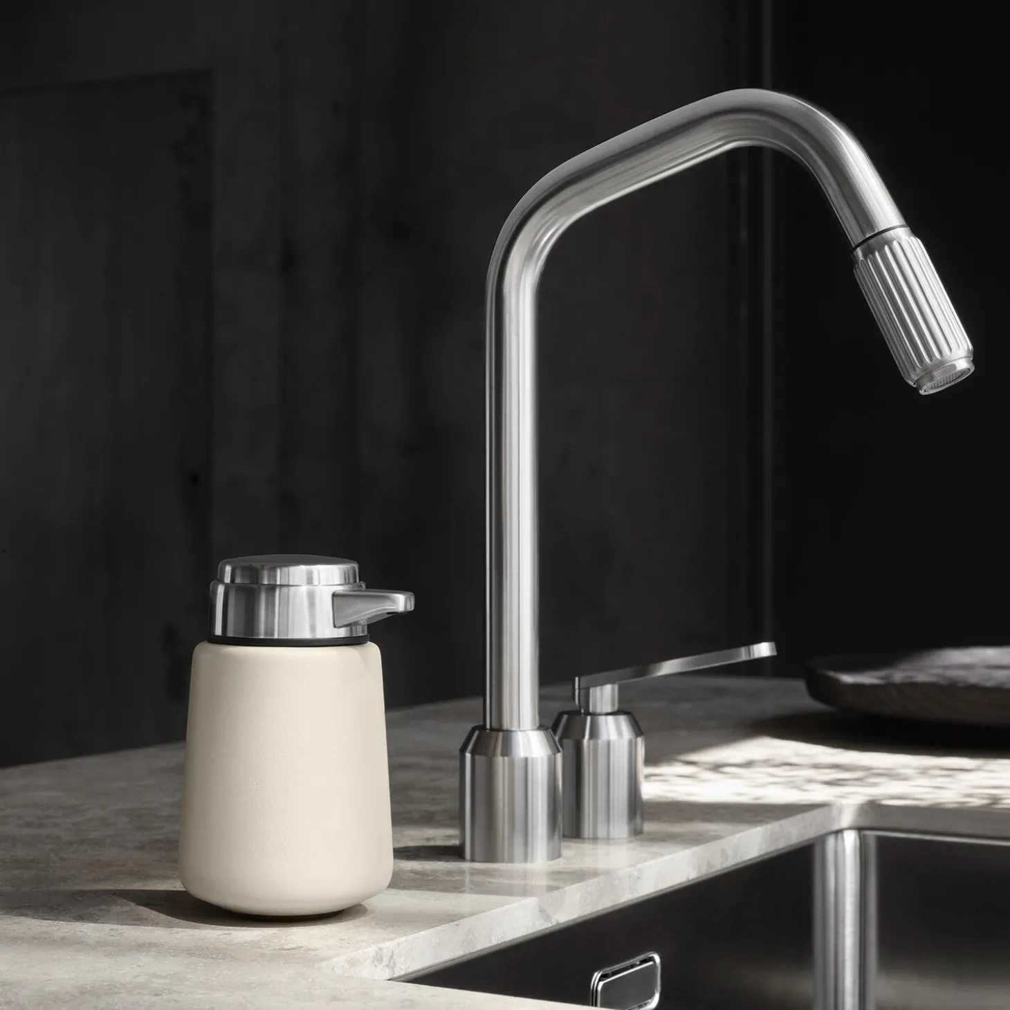 VIPP9 sæbedispenser, beige