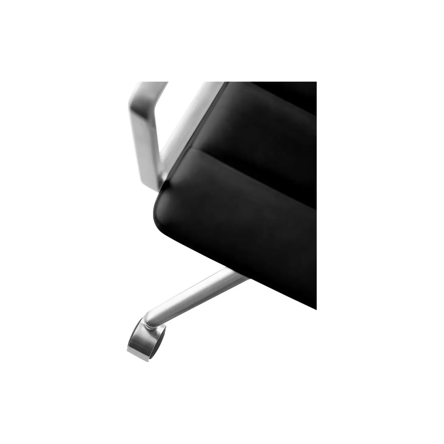 VIPP452 Swivel Chair with Castors, black/polished aluminium