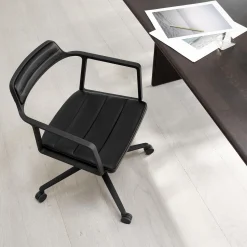 VIPP452 Swivel Chair with Castors, black/black