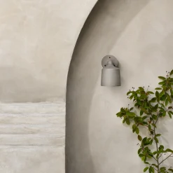 VIPP551 udendørs vægspot, lysegrå