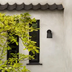 VIPP551 udendørs vægspot, sort