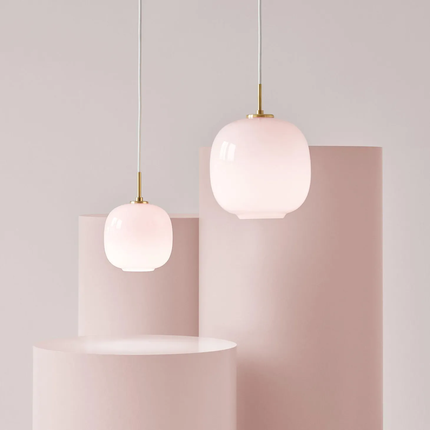 VL45 Radiohus Pale Rose pendel