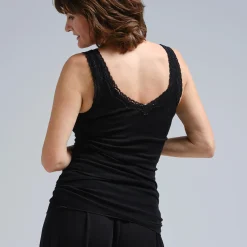 Woollen Lacey Top, black