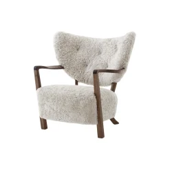 Wulff ATD2 Lounge Chair, sheepskin moonlight/oiled walnut